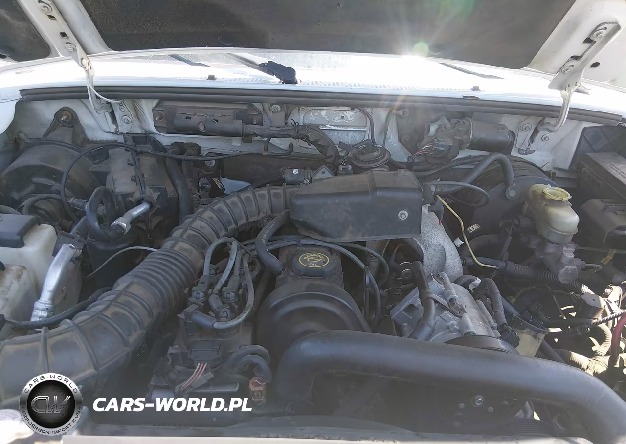 2000 Ford Ranger Xl-Xlt VIN:1FTYR10C2YPB85602 - 10