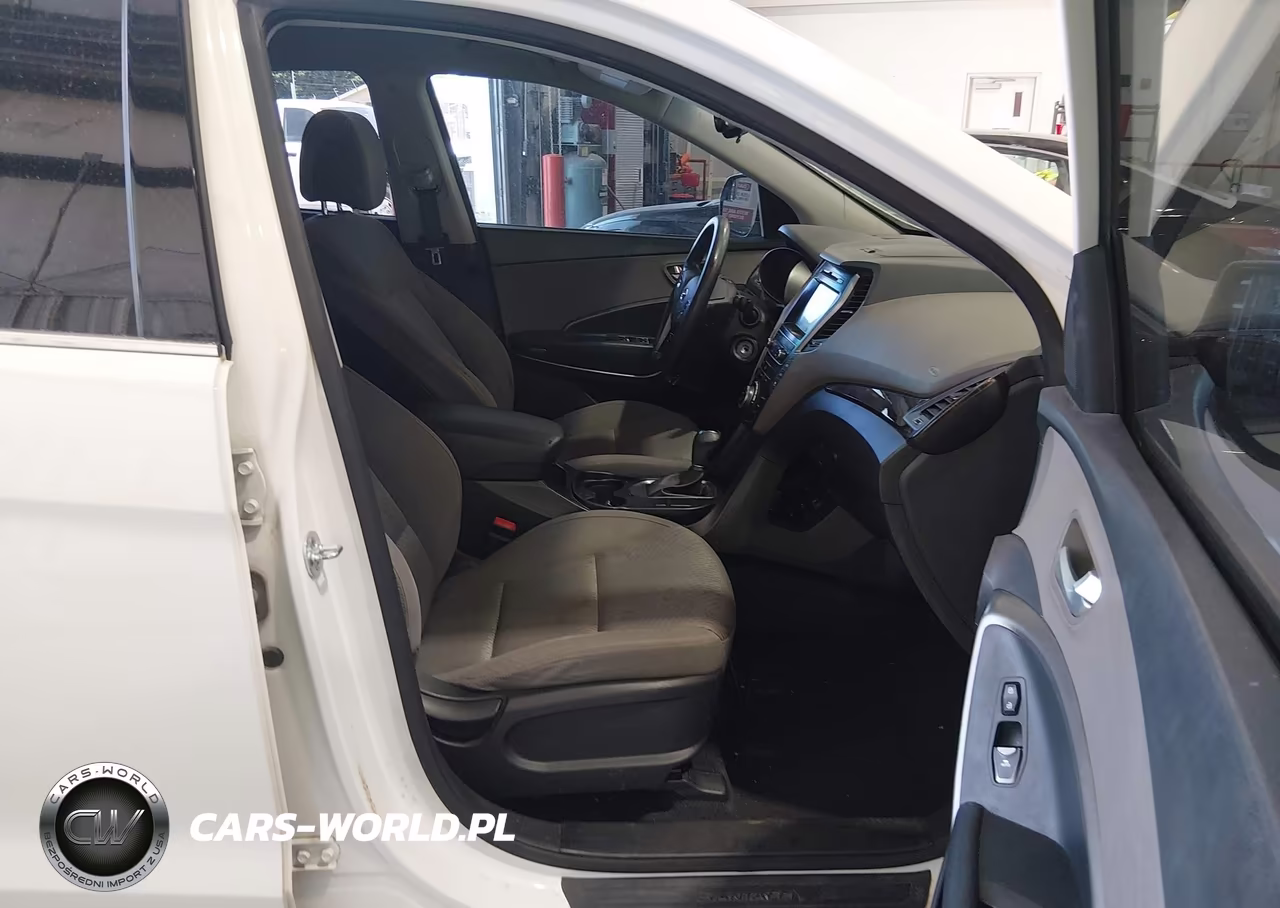 2017 Hyundai Santa Fe Se VIN:KM8SMDHF8HU167655 - 5