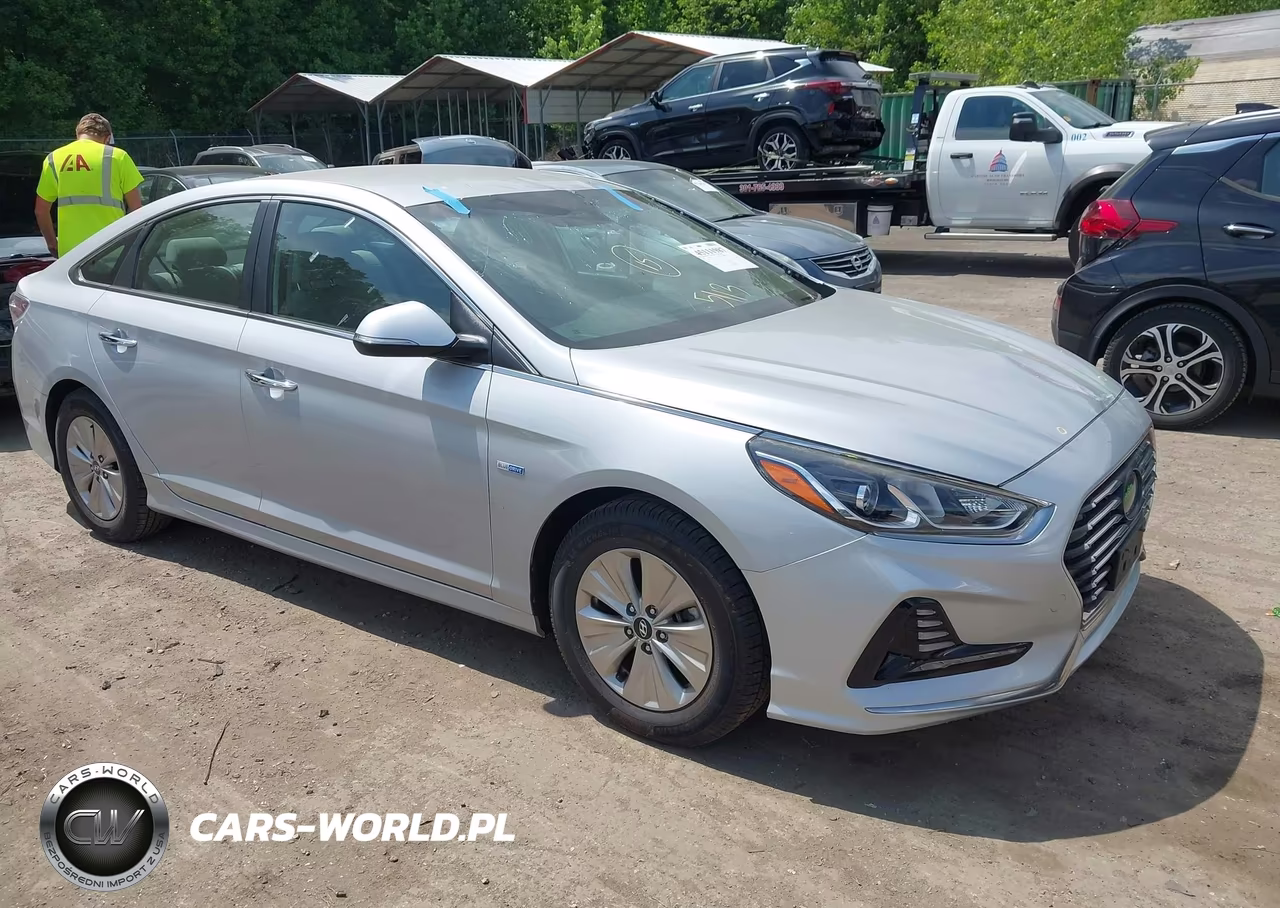 2018 Hyundai Sonata Hybrid Se