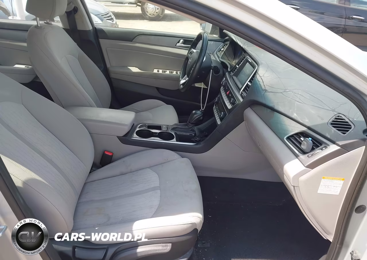 2018 Hyundai Sonata Hybrid Se VIN:KMHE24L37JA083107 - 5
