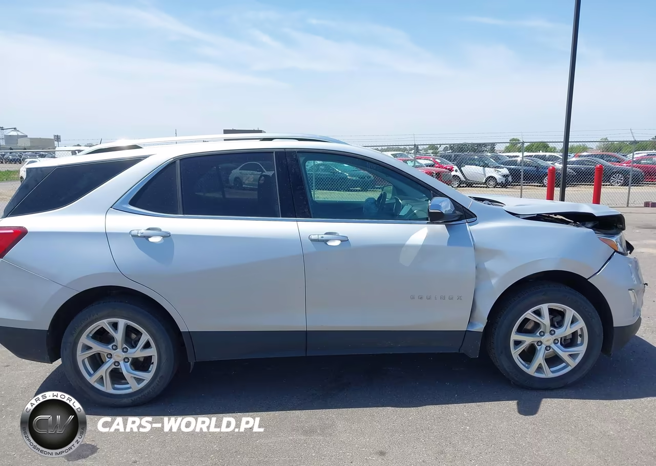 2018 Chevrolet Equinox Premier VIN:2GNAXVEV8J6269266 - 13
