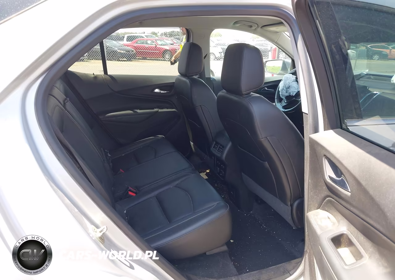 2018 Chevrolet Equinox Premier VIN:2GNAXVEV8J6269266 - 8