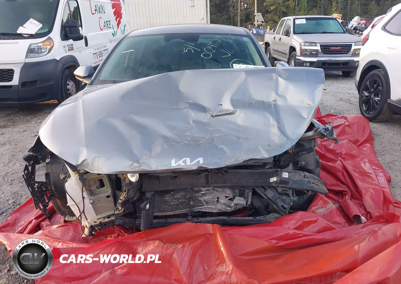 2025 Kia K4 Lxs VIN:3KPFT4DE0SE004624 - 6