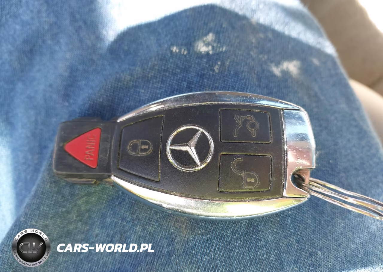 2011 Mercedes-Benz C 300 Sport 4Matic VIN:WDDGF8BB6BR157076 - 11