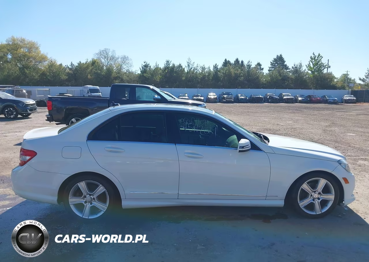 2011 Mercedes-Benz C 300 Sport 4Matic VIN:WDDGF8BB6BR157076 - 13