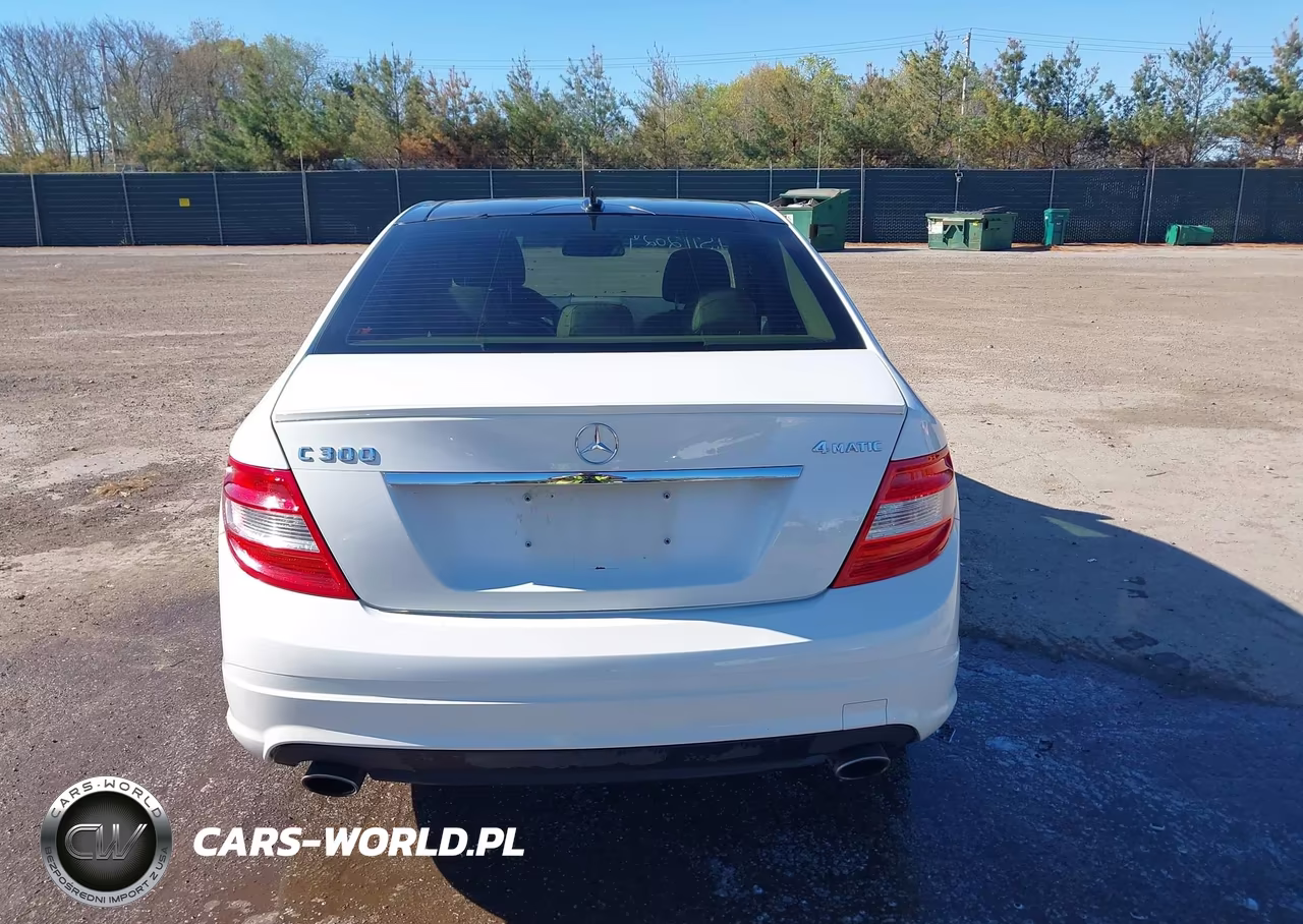 2011 Mercedes-Benz C 300 Sport 4Matic VIN:WDDGF8BB6BR157076 - 16