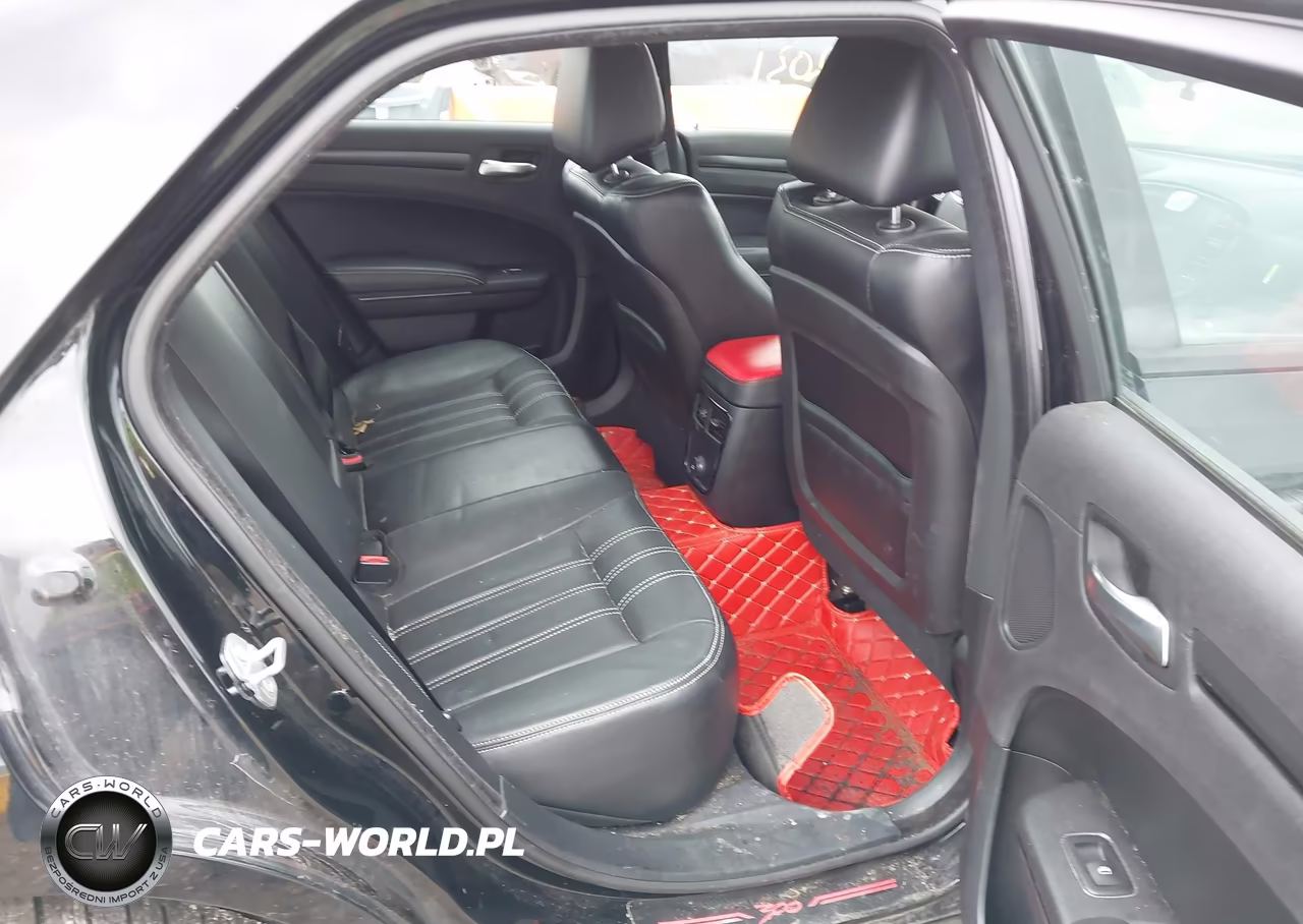 2014 Chrysler 300 300S VIN:2C3CCAGG4EH352860 - 8