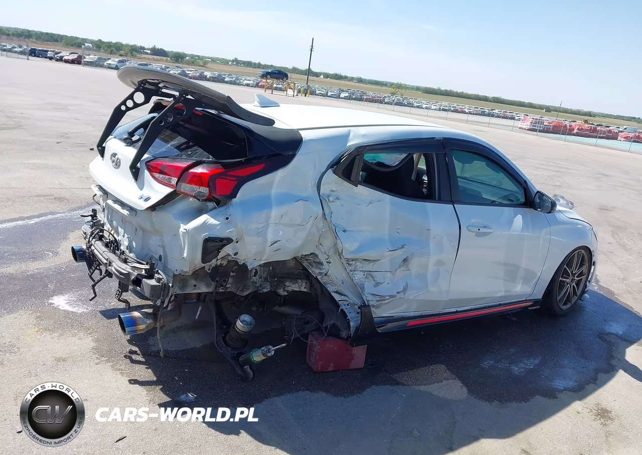 2020 Hyundai Veloster N VIN:KMHT36AH7LU006818 - 14