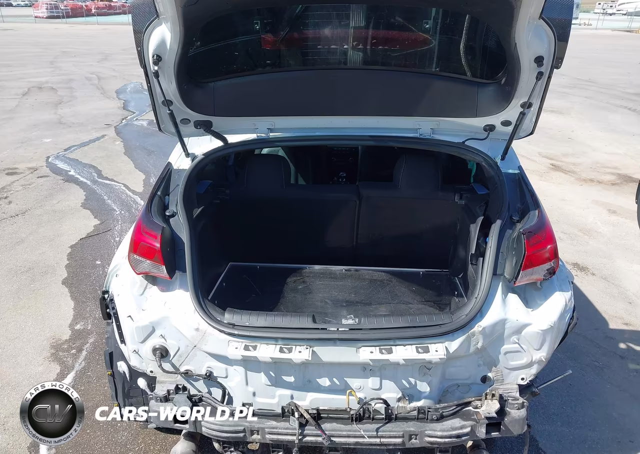 2020 Hyundai Veloster N VIN:KMHT36AH7LU006818 - 18