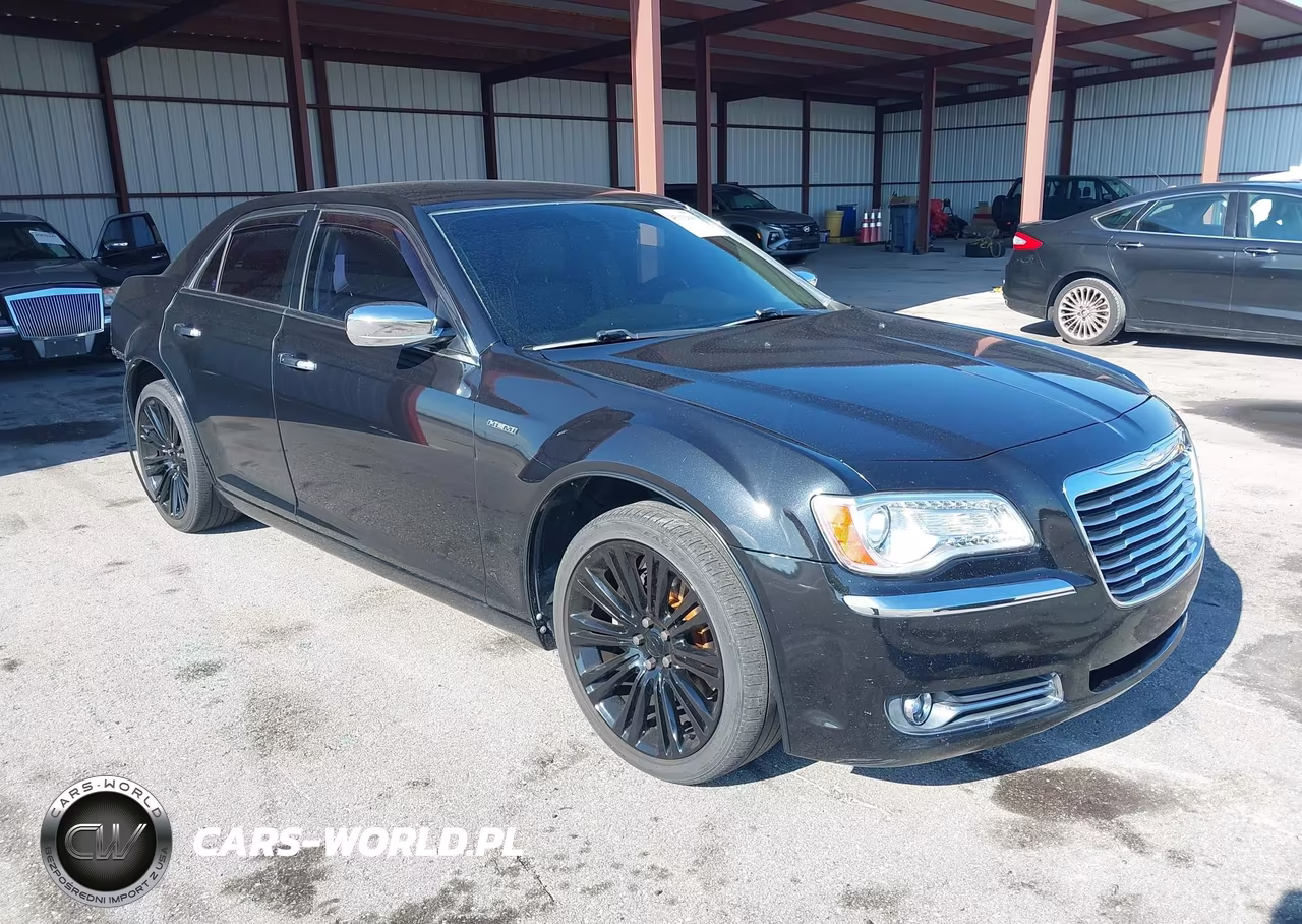 2011 Chrysler 300C – zdjęcie 1 z 12