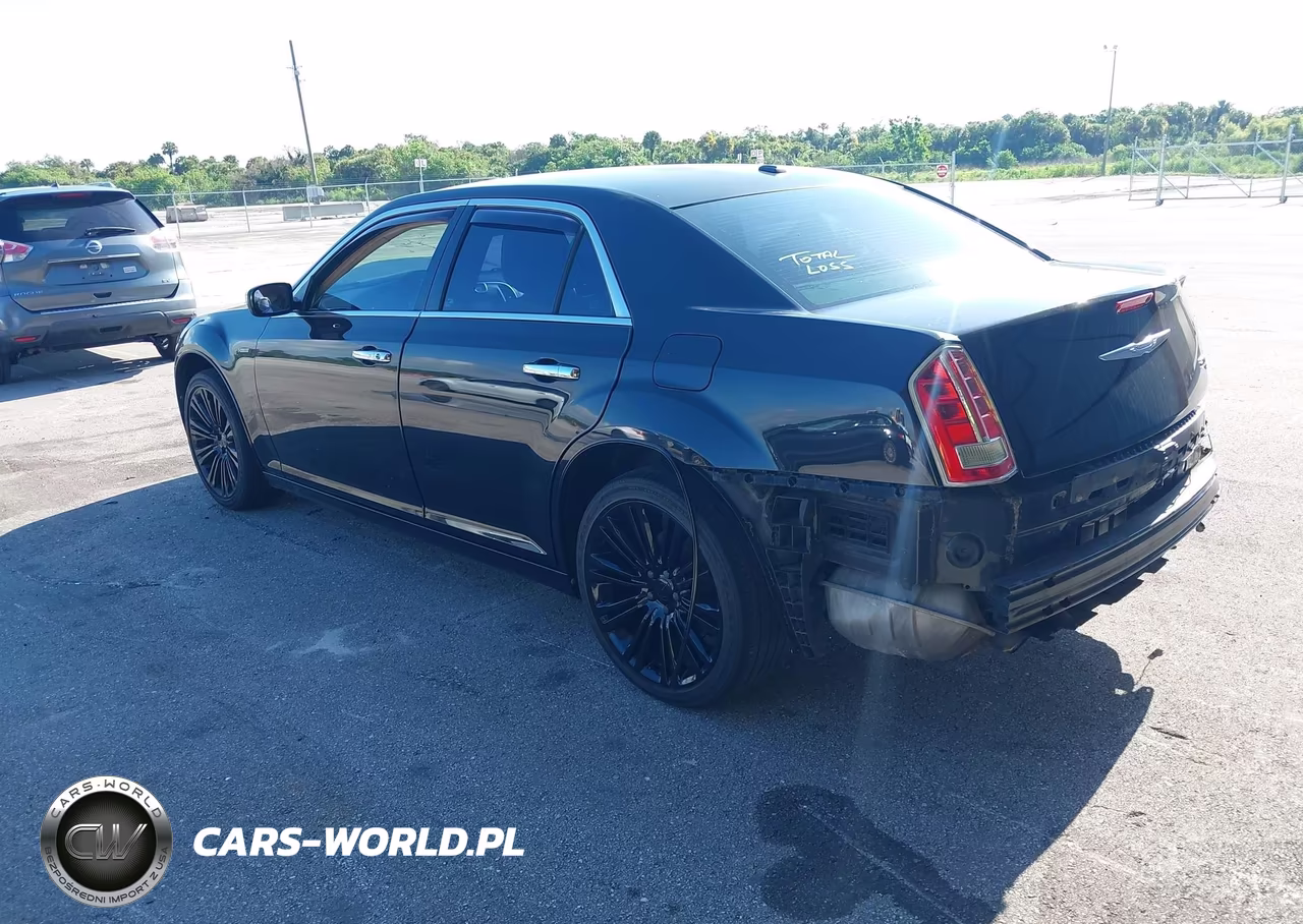 2011 Chrysler 300C VIN:2C3CA6CT2BH522621 - 3
