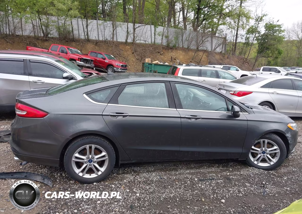 2018 Ford Fusion Se VIN:3FA6P0HD6JR229674 - 13