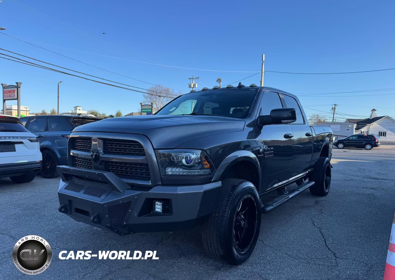2017 Ram 2500 Laramie VIN:3C6UR5FL6HG721170 - 2