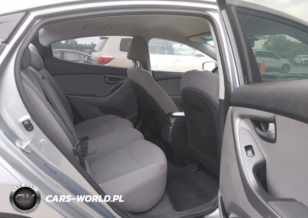 2016 Hyundai Elantra Se VIN:5NPDH4AE4GH730082 - 8