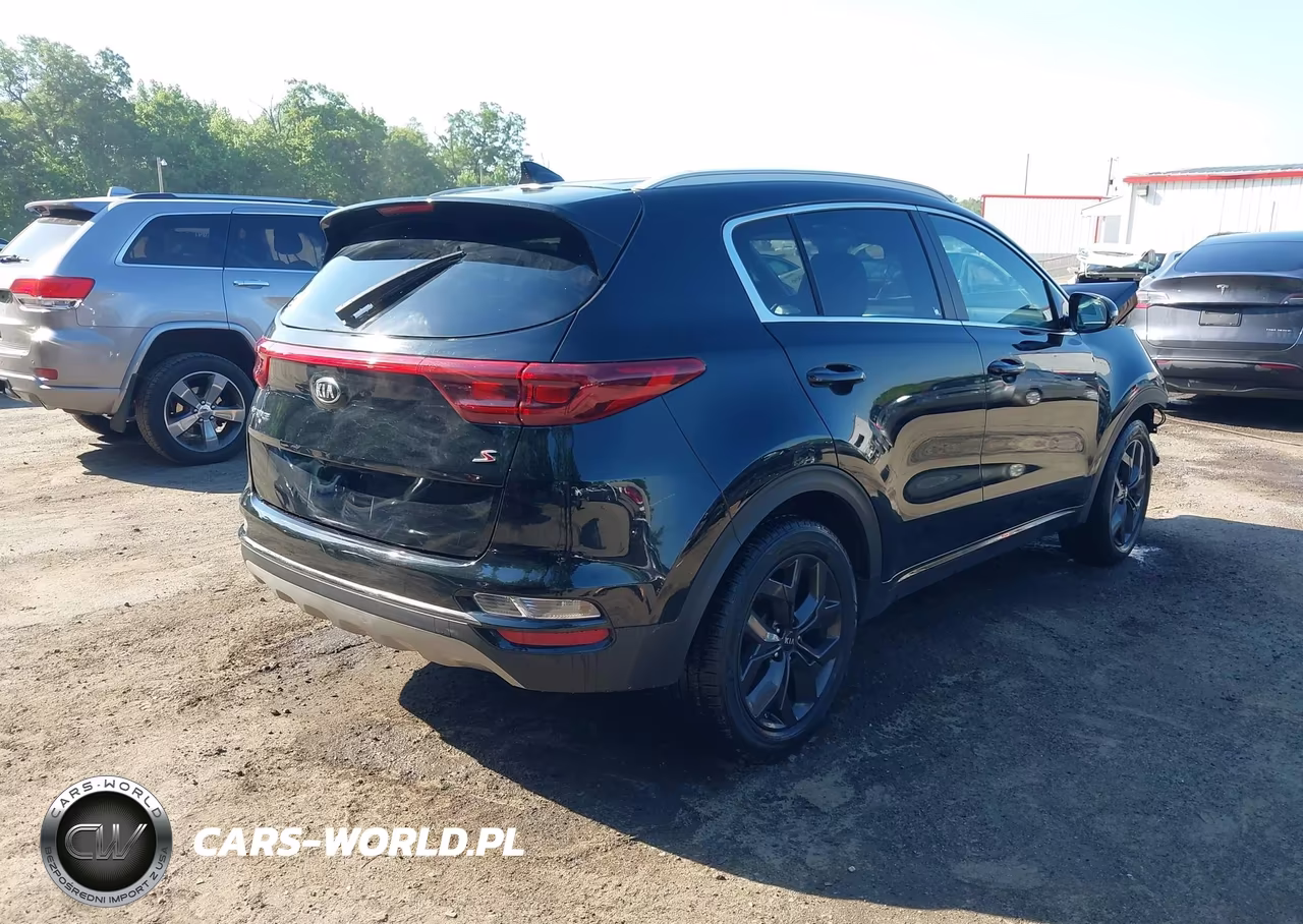 2020 Kia Sportage S VIN:KNDP63AC6L7754832 - 4