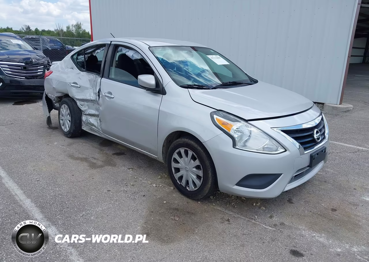 2015 Nissan Versa 1.6 Sv – zdjęcie 1 z 16