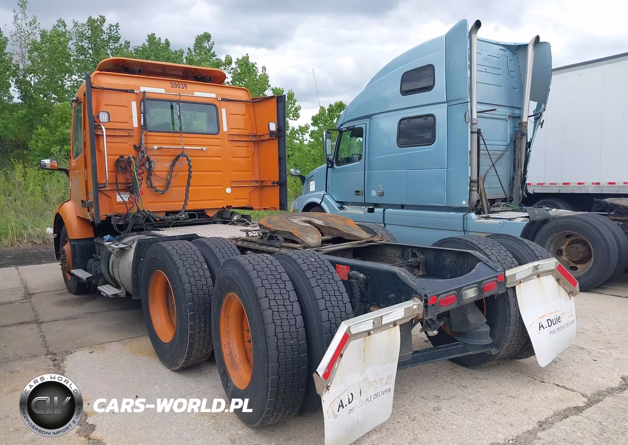 2019 Volvo Vnr VIN:4V4WC9EG8KN907228 - 3