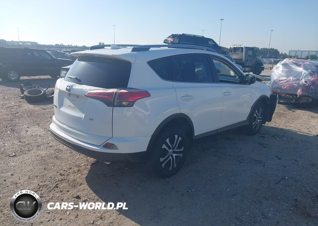 2017 Toyota Rav4 Le VIN:JTMZFREV5HJ708393 - 4