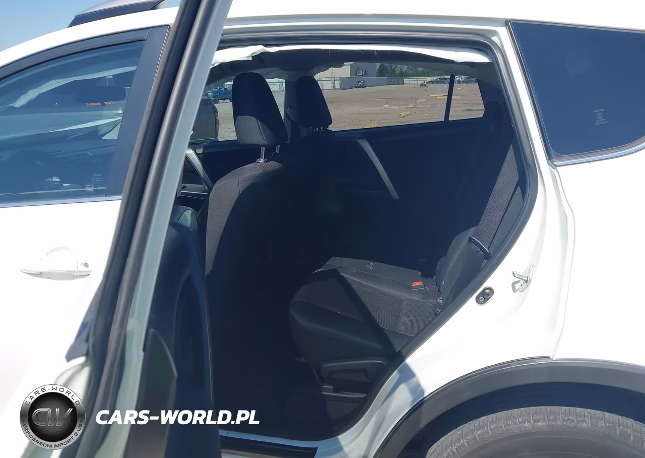 2017 Toyota Rav4 Le VIN:JTMZFREV5HJ708393 - 8