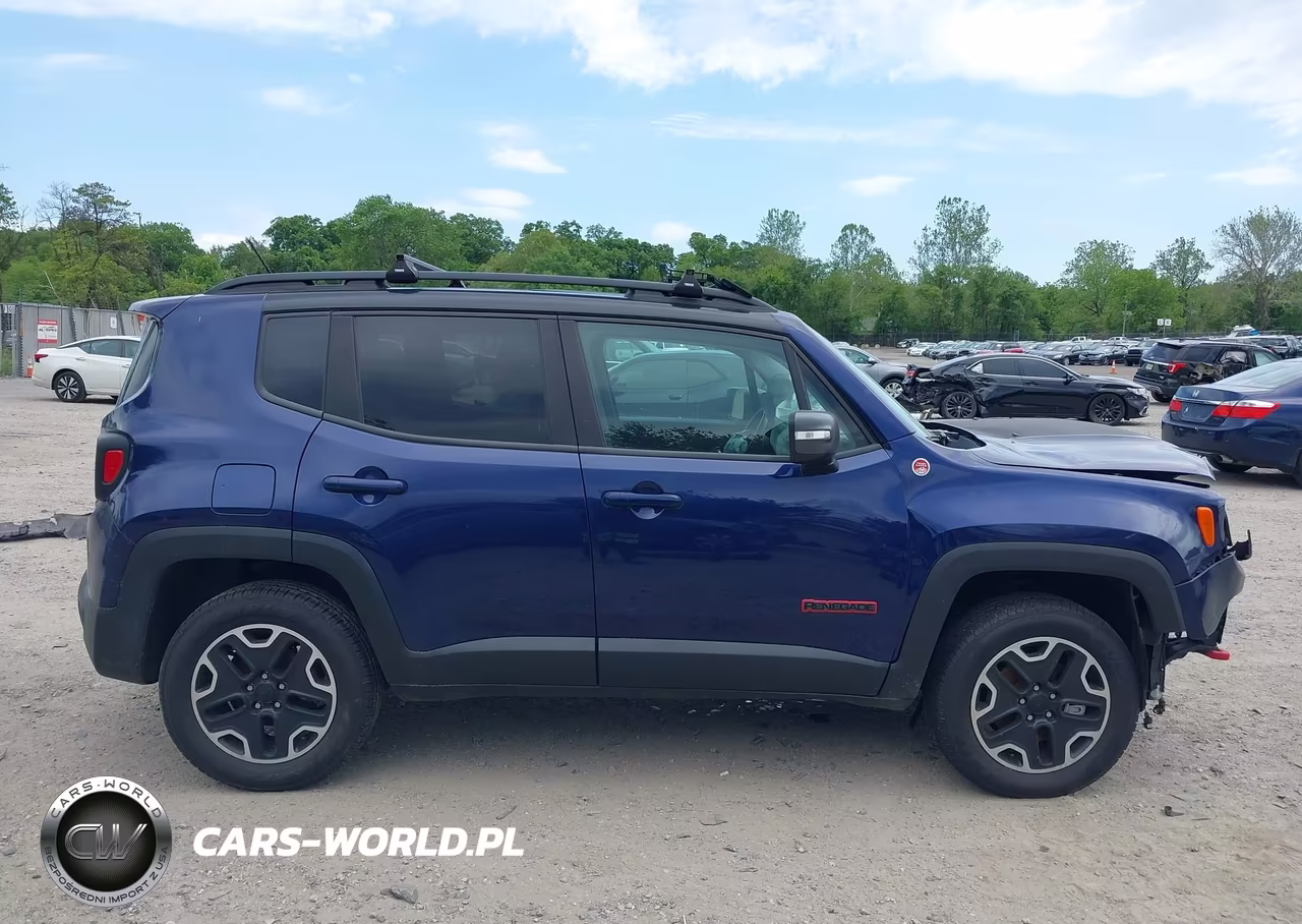 2017 Jeep Renegade Trailhawk 4X4 VIN:ZACCJBCB2HPE96573 - 14
