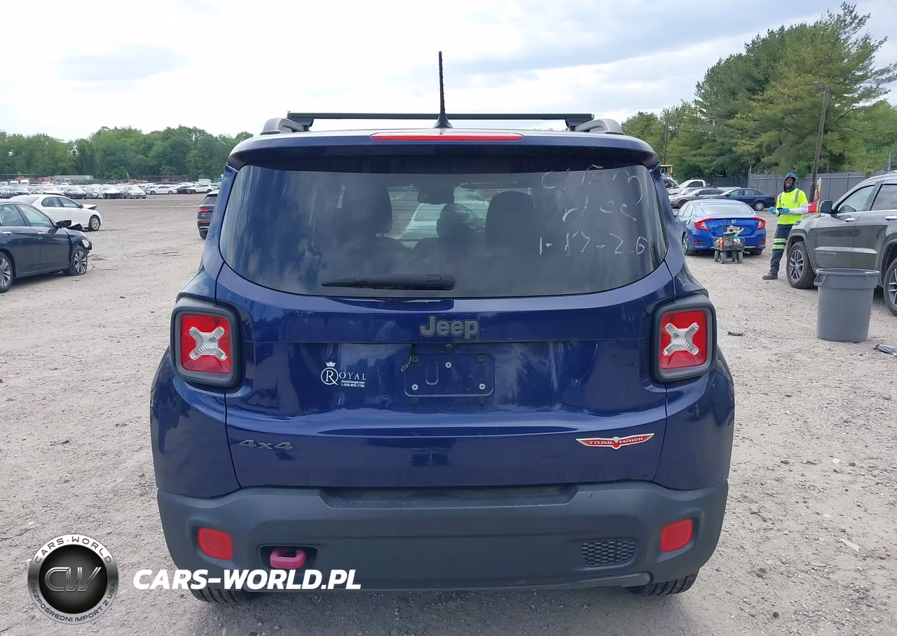 2017 Jeep Renegade Trailhawk 4X4 VIN:ZACCJBCB2HPE96573 - 17