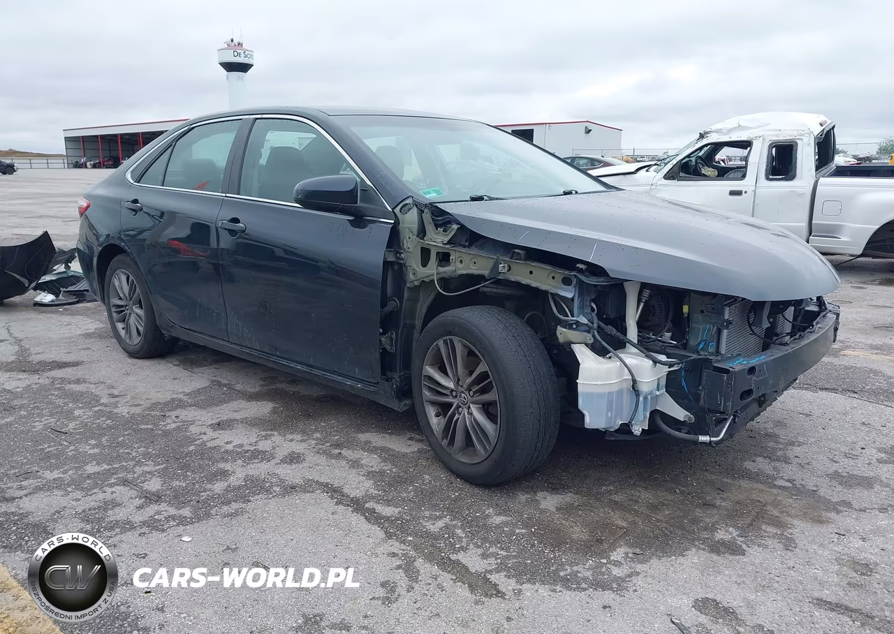 2015 Toyota Camry Se – zdjęcie 1 z 16