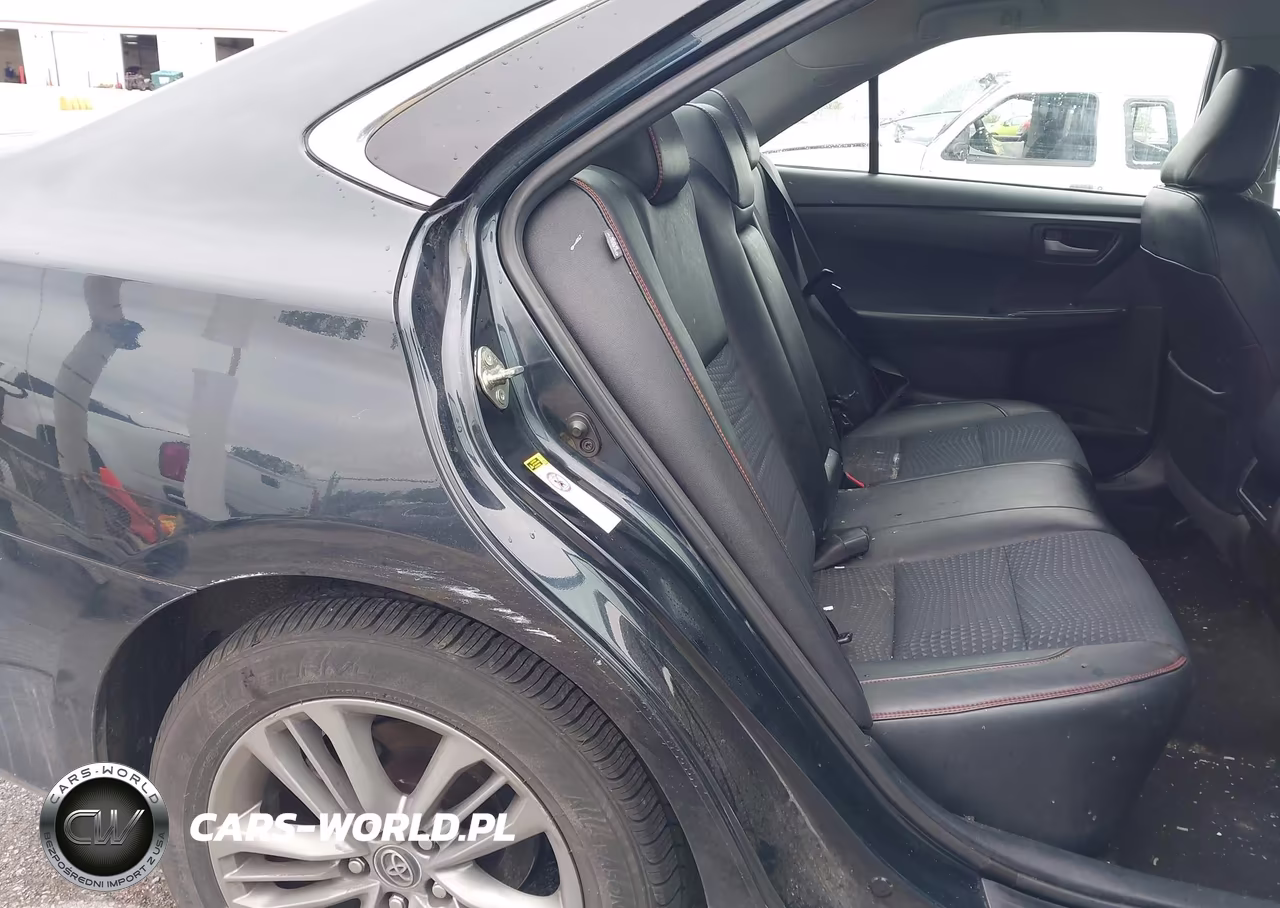 2015 Toyota Camry Se VIN:4T1BF1FK0FU920388 - 8