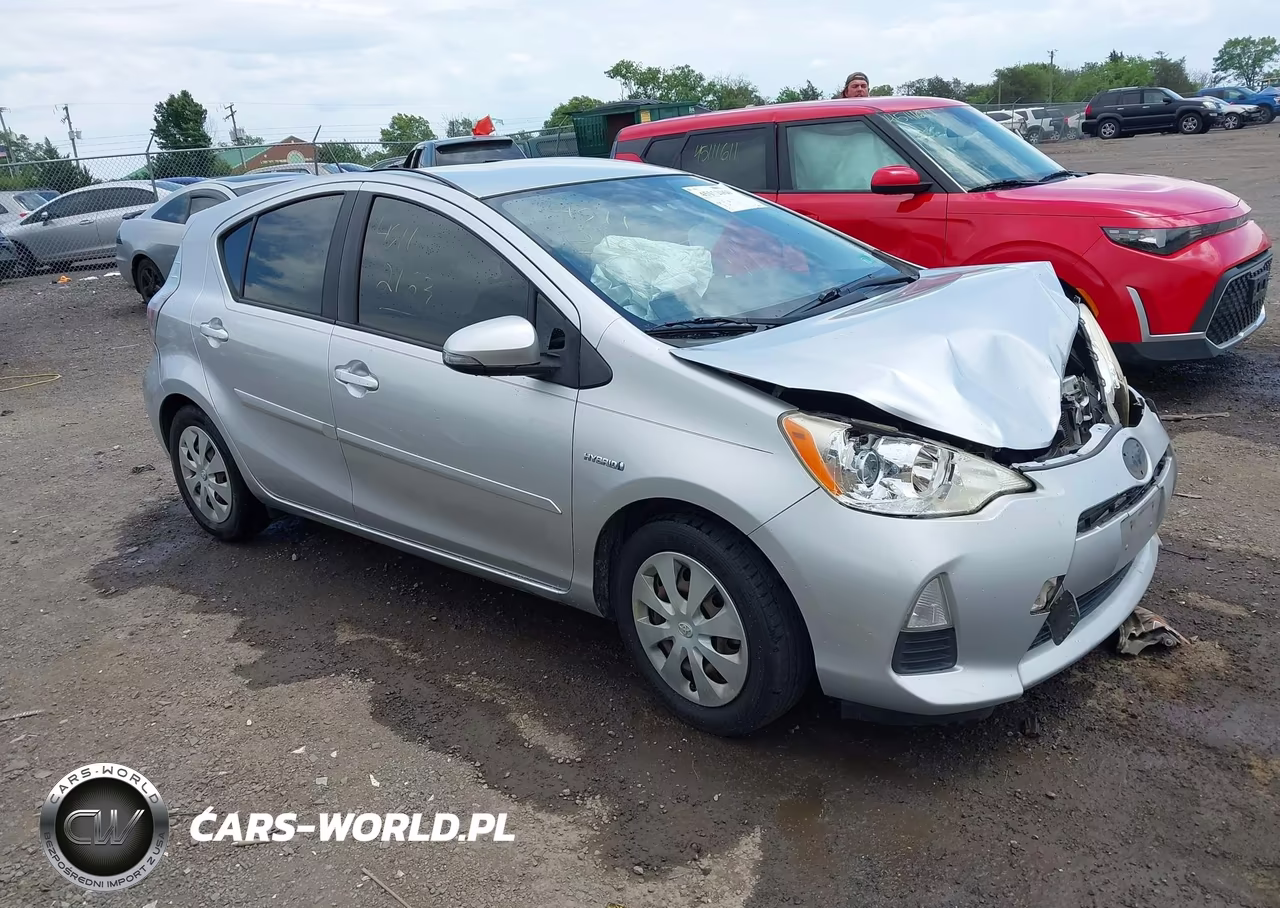 2012 Toyota Prius C Two – zdjęcie 1 z 16
