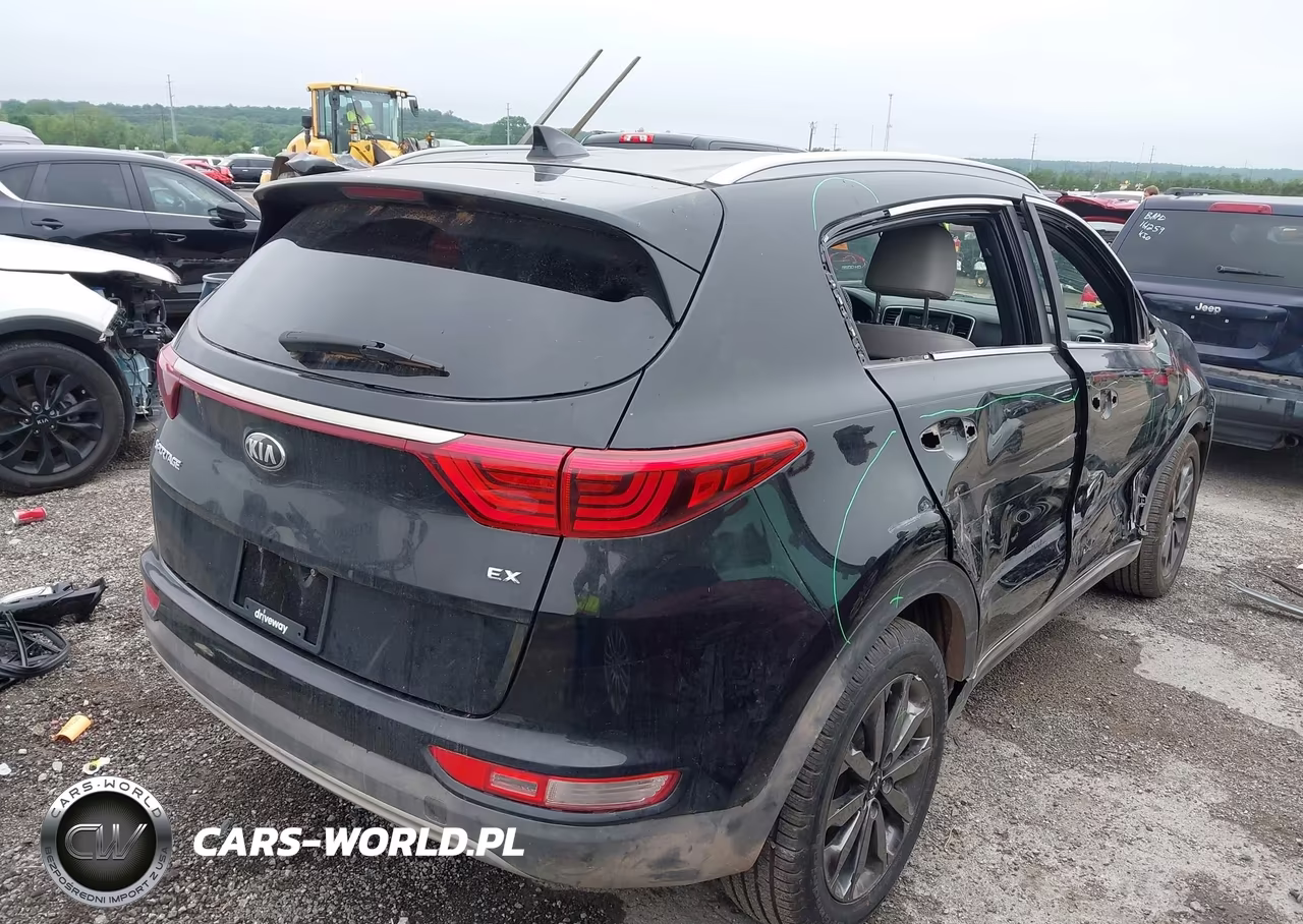 2018 Kia Sportage Ex VIN:KNDPN3AC2J7466337 - 4