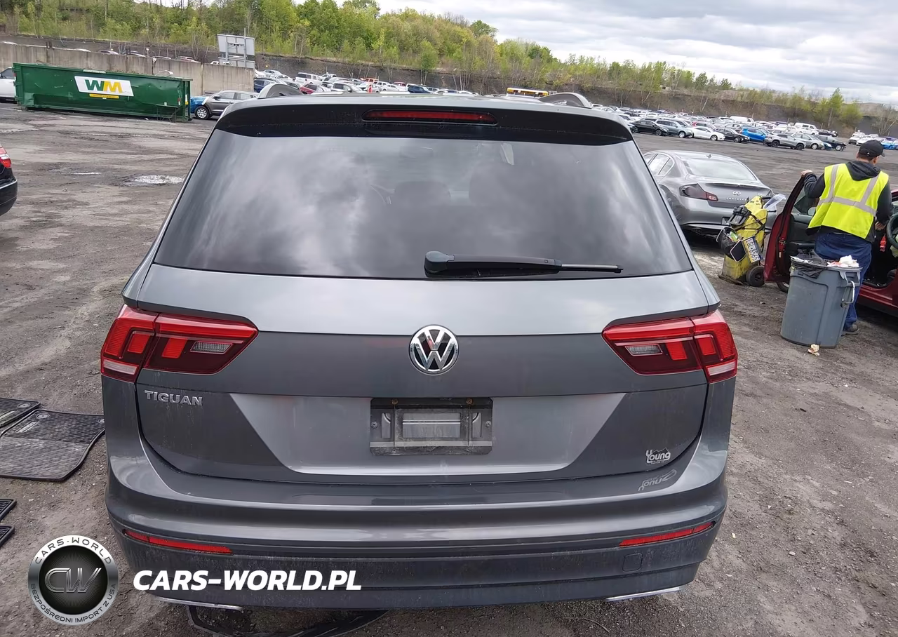 2019 Volkswagen Tiguan 2.0T S VIN:3VV0B7AX0KM054950 - 16