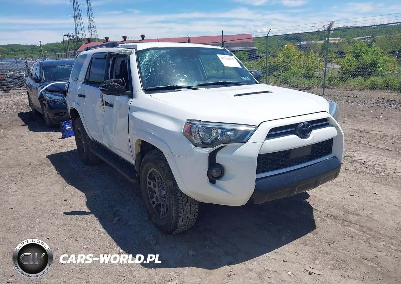 2020 Toyota 4Runner Venture Special Edition – zdjęcie 1 z 16