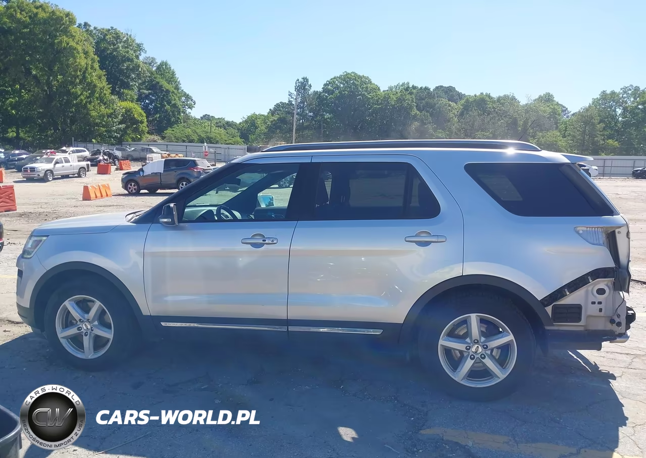 2018 Ford Explorer Xlt VIN:1FM5K7D85JGA01934 - 14