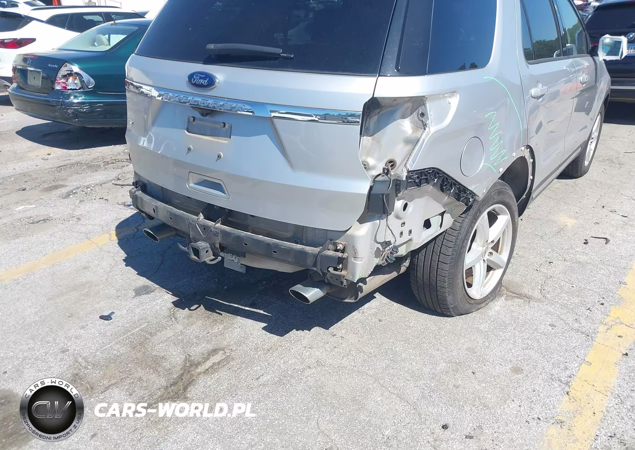 2018 Ford Explorer Xlt VIN:1FM5K7D85JGA01934 - 6