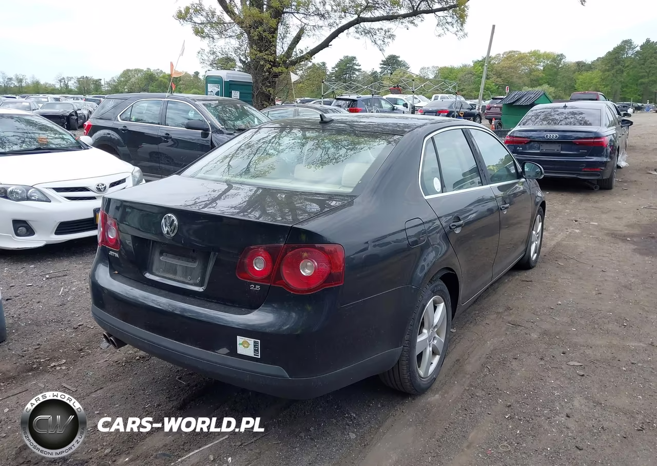 2008 Volkswagen Jetta Se-Sel VIN:3VWRZ71KX8M006447 - 4