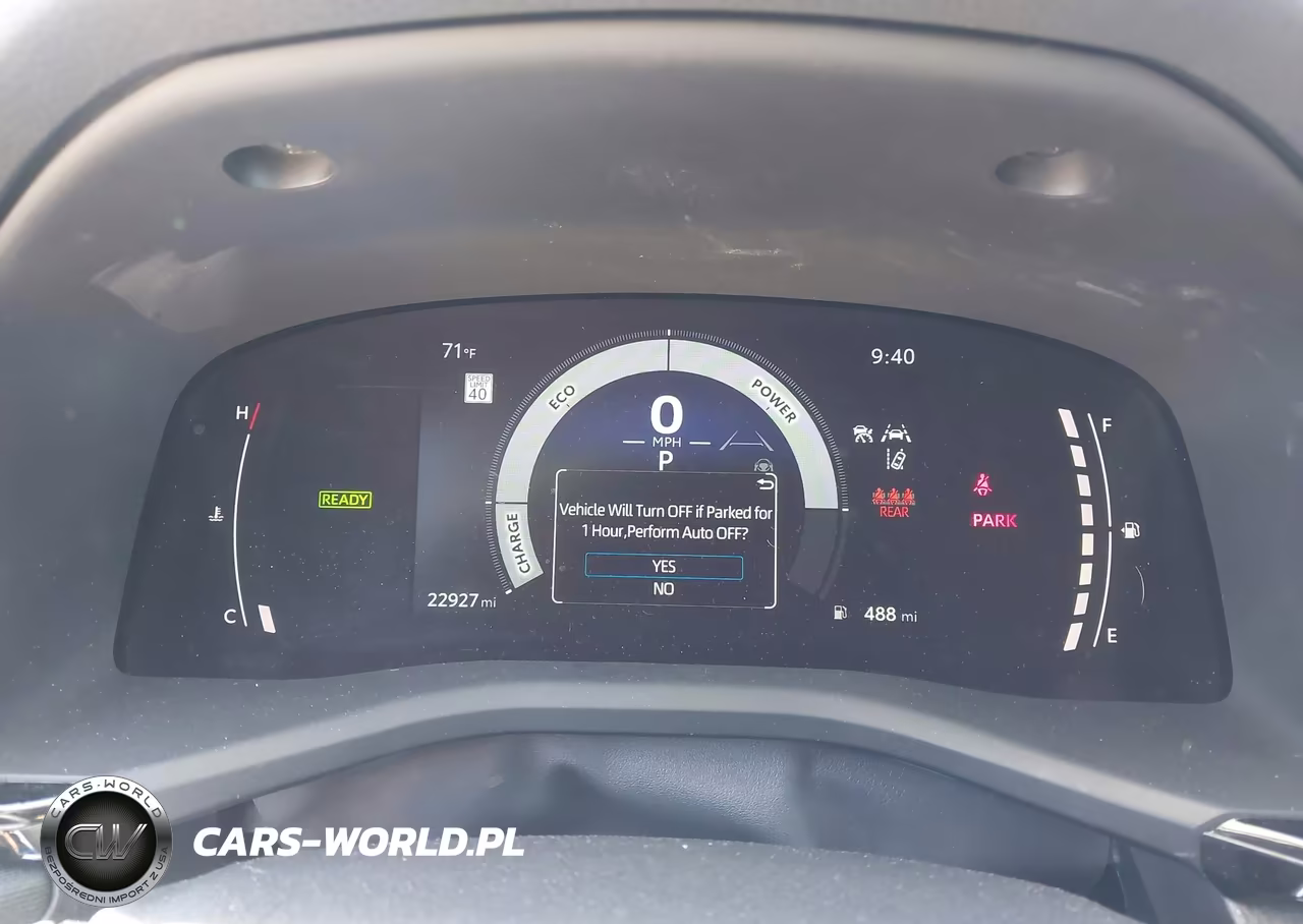 2025 Toyota Camry Le VIN:4T1DBADK2SU526814 - 7