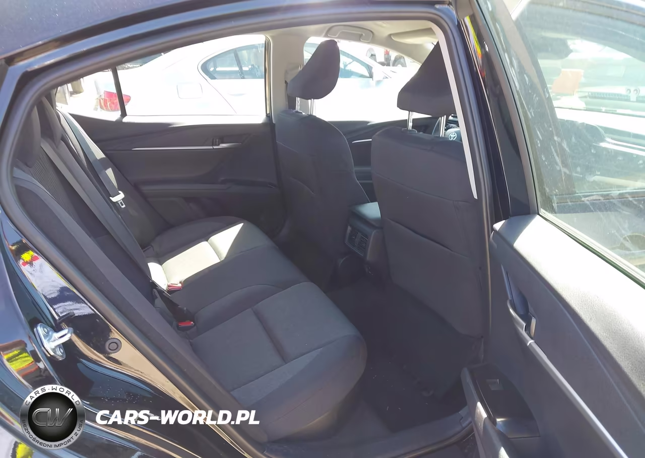 2025 Toyota Camry Le VIN:4T1DBADK2SU526814 - 8