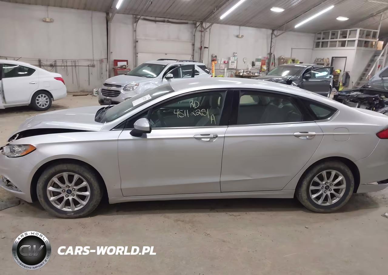 2017 Ford Fusion S VIN:3FA6P0G72HR184013 - 14