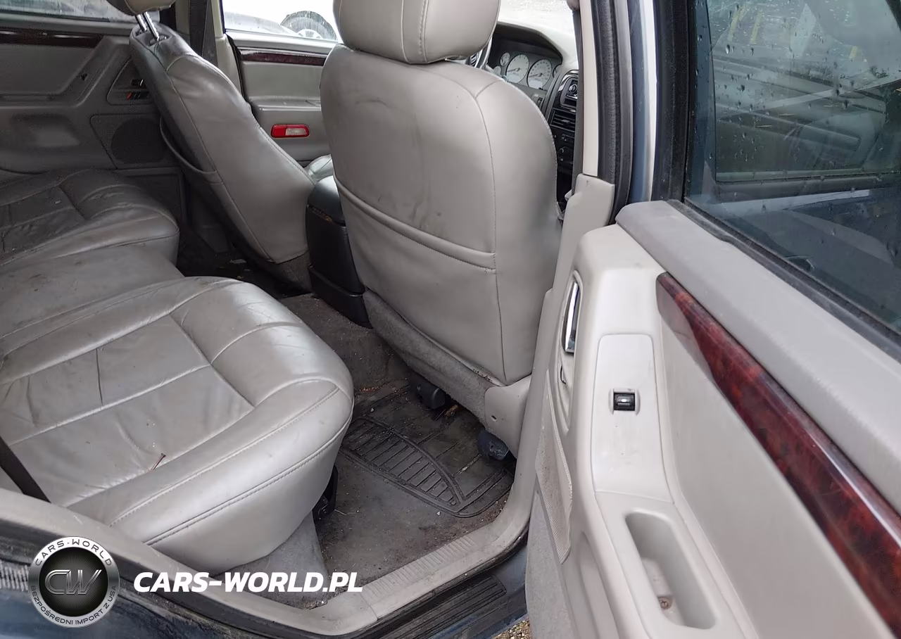 2002 Jeep Grand Cherokee Limited VIN:1J8GW58NX2C322410 - 8