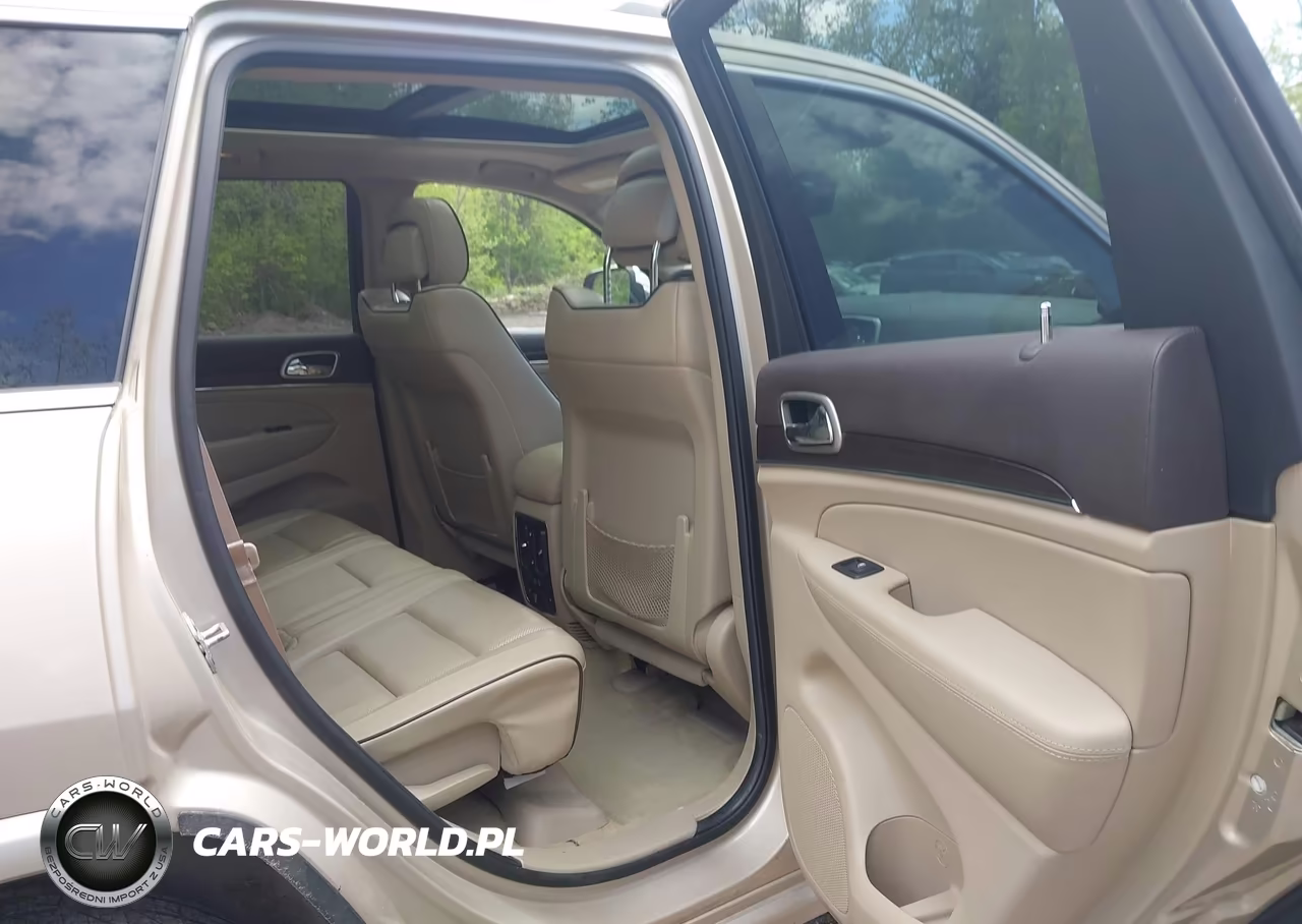 2015 Jeep Grand Cherokee Overland VIN:1C4RJFCG9FC632471 - 8
