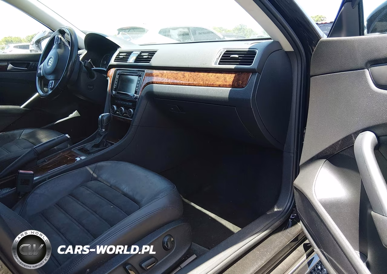 2012 Volkswagen Passat 2.0L Tdi Sel Premium VIN:1VWCN7A39CC014138 - 5