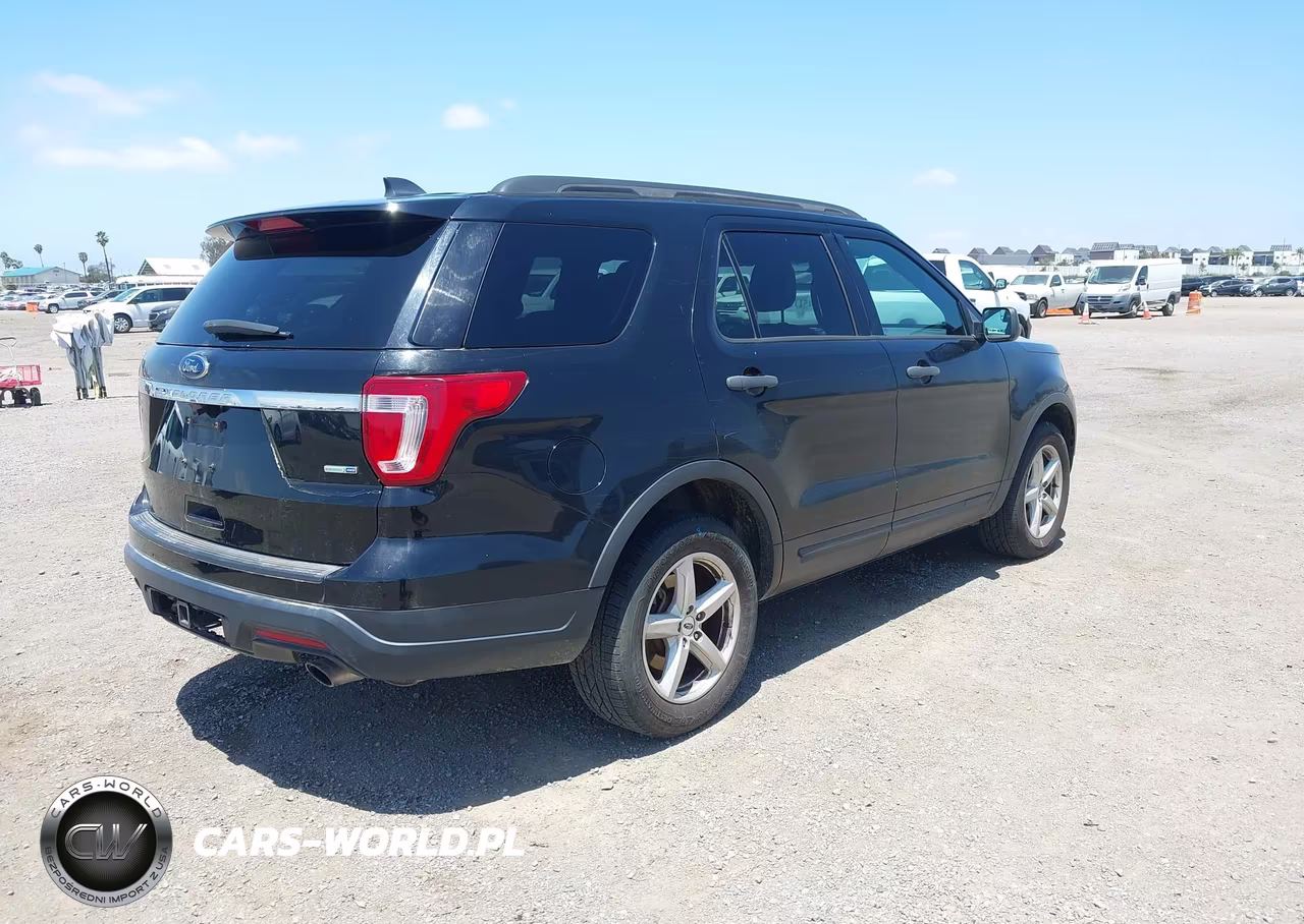 2018 Ford Explorer VIN:1FM5K8BH6JGC45469 - 4