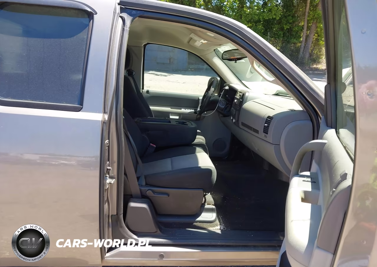 2008 Chevrolet Silverado 1500 Work Truck VIN:1GCEC19X08Z213735 - 5