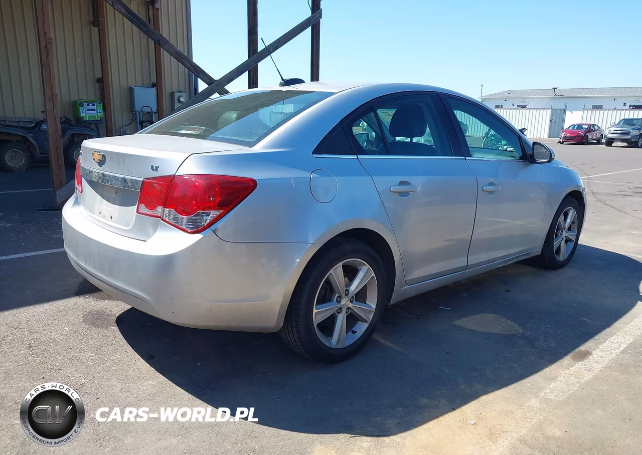 2015 Chevrolet Cruze 2Lt Auto VIN:1G1PE5SB1F7235012 - 4