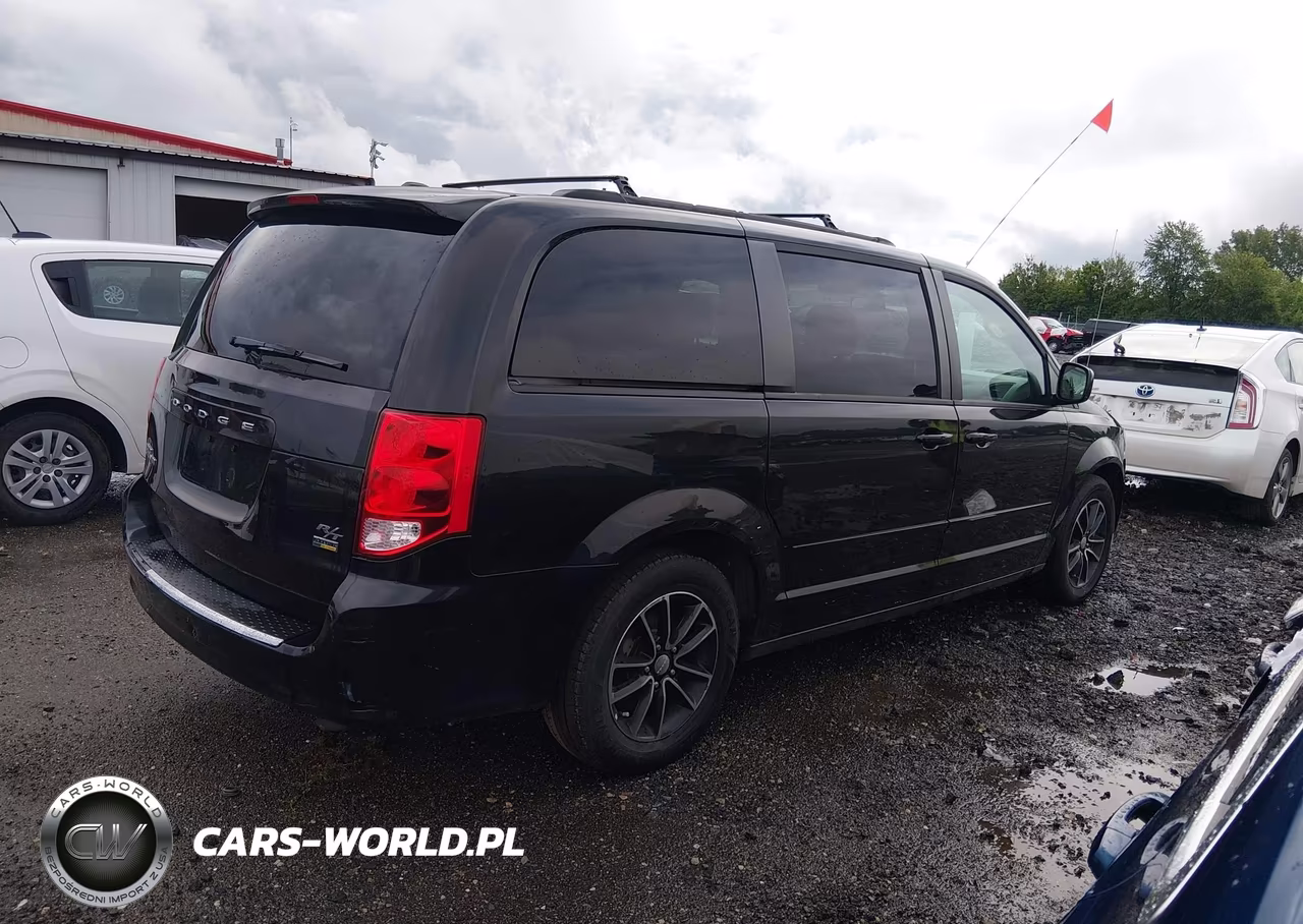 2016 Dodge Grand Caravan R-T VIN:2C4RDGEG0GR318906 - 14