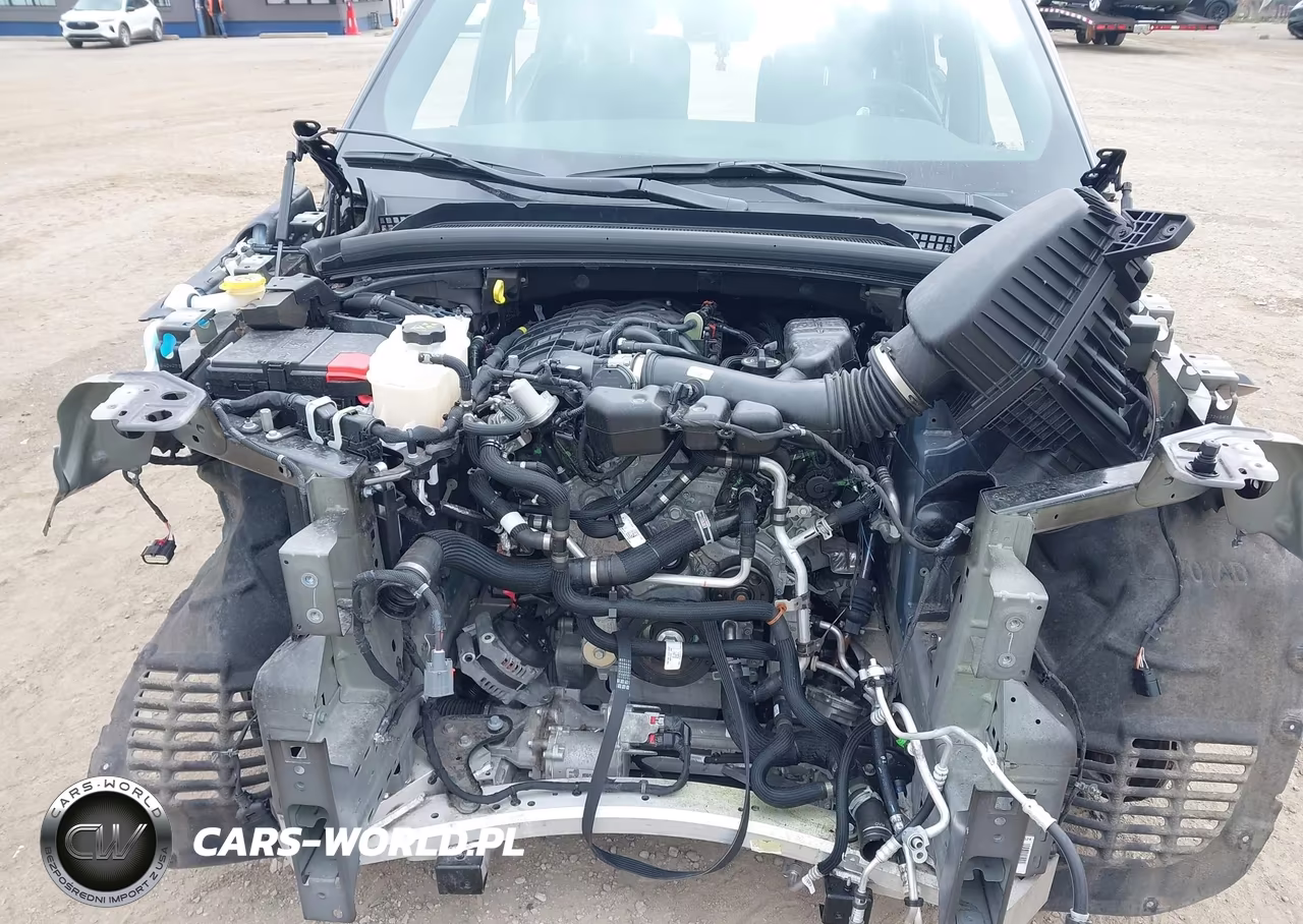 2025 Jeep Grand Cherokee L Laredo X 4X4 VIN:1C4RJKAG5S8717638 - 10
