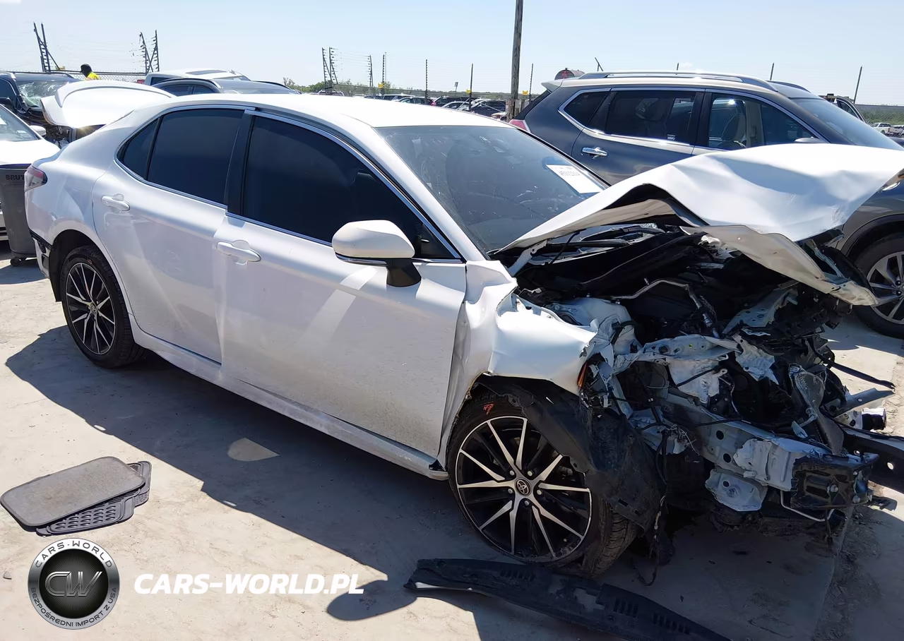 2023 Toyota Camry Se – zdjęcie 1 z 17
