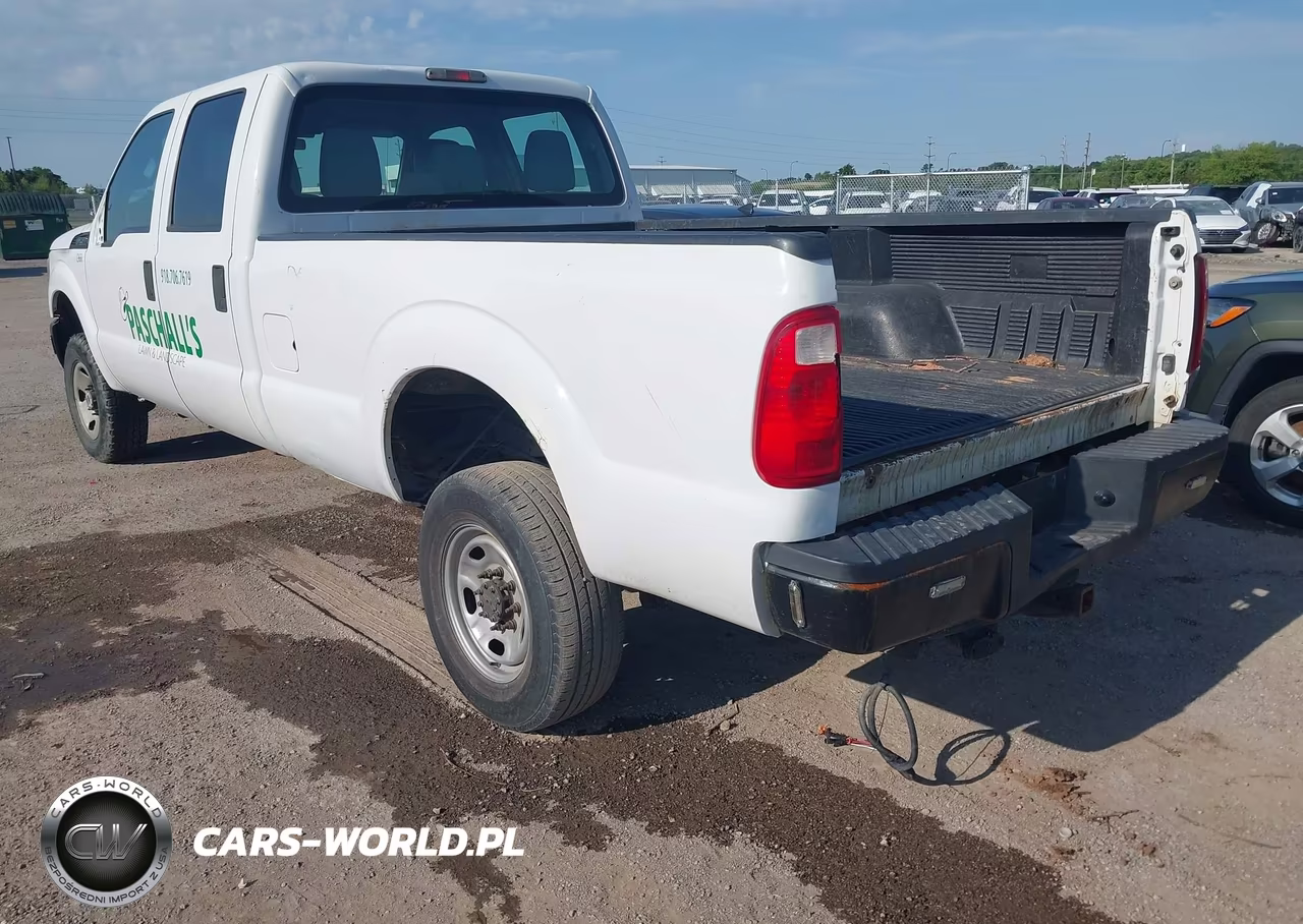 2011 Ford F-250 Xl VIN:1FT7W2B60BEA45956 - 3
