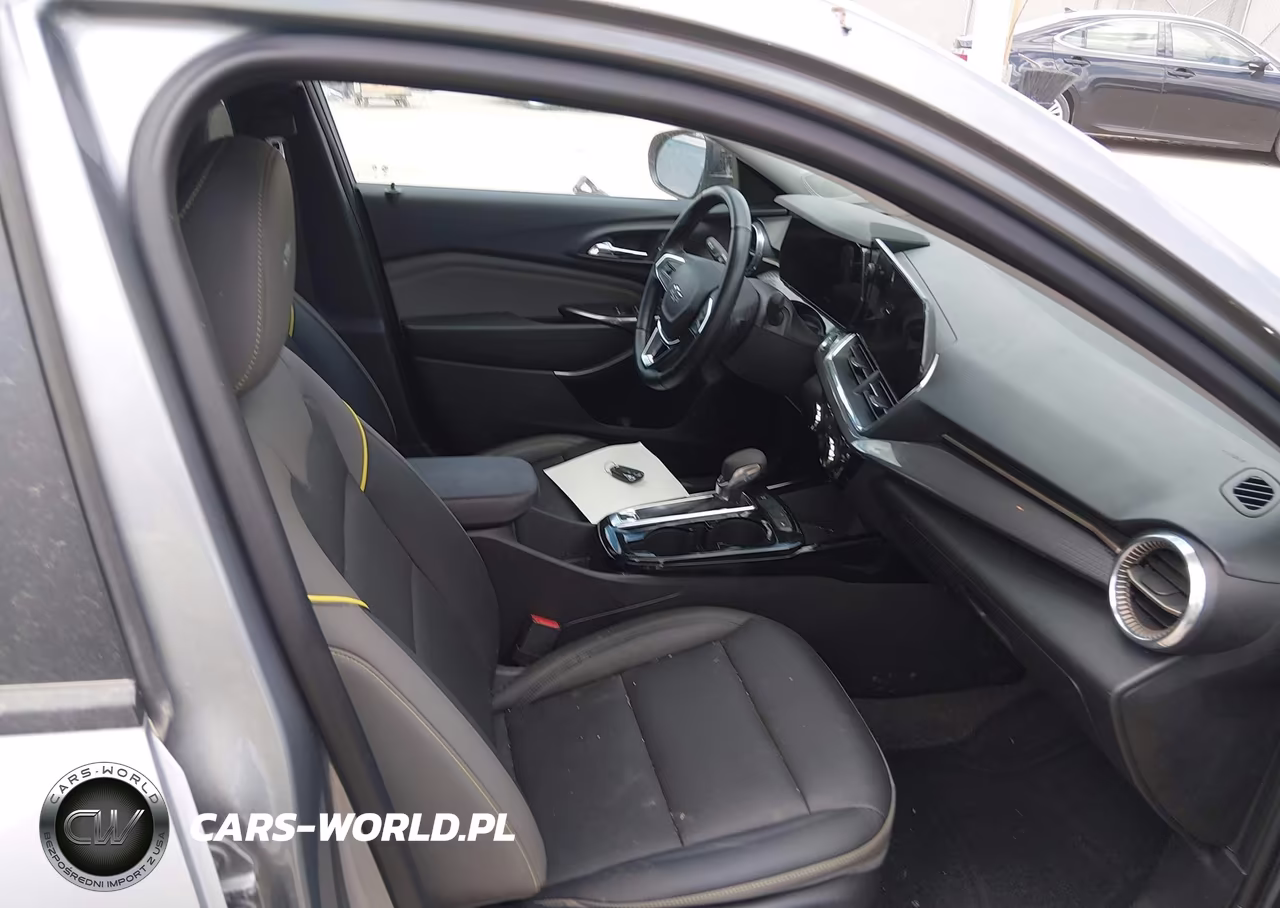 2025 Chevrolet Trax Fwd Activ VIN:KL77LKEP7SC037133 - 5