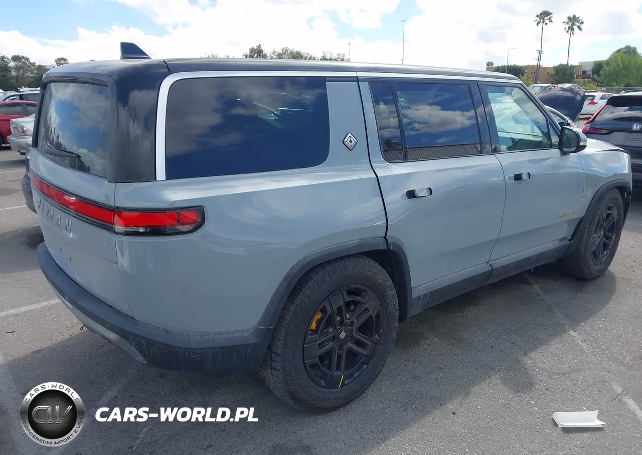 2023 Rivian R1S Adventure VIN:7PDSGABA0PN019590 - 4