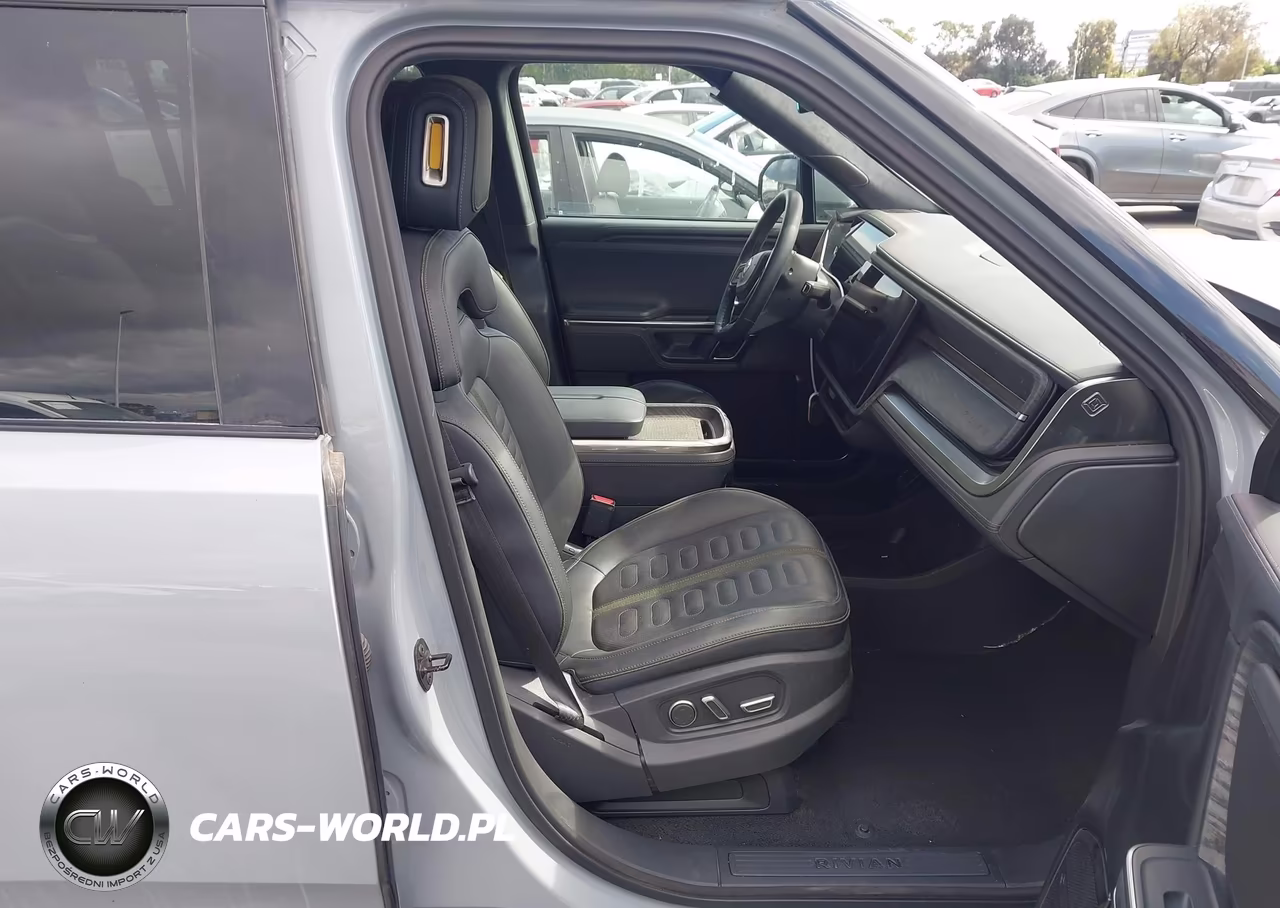 2023 Rivian R1S Adventure VIN:7PDSGABA0PN019590 - 5
